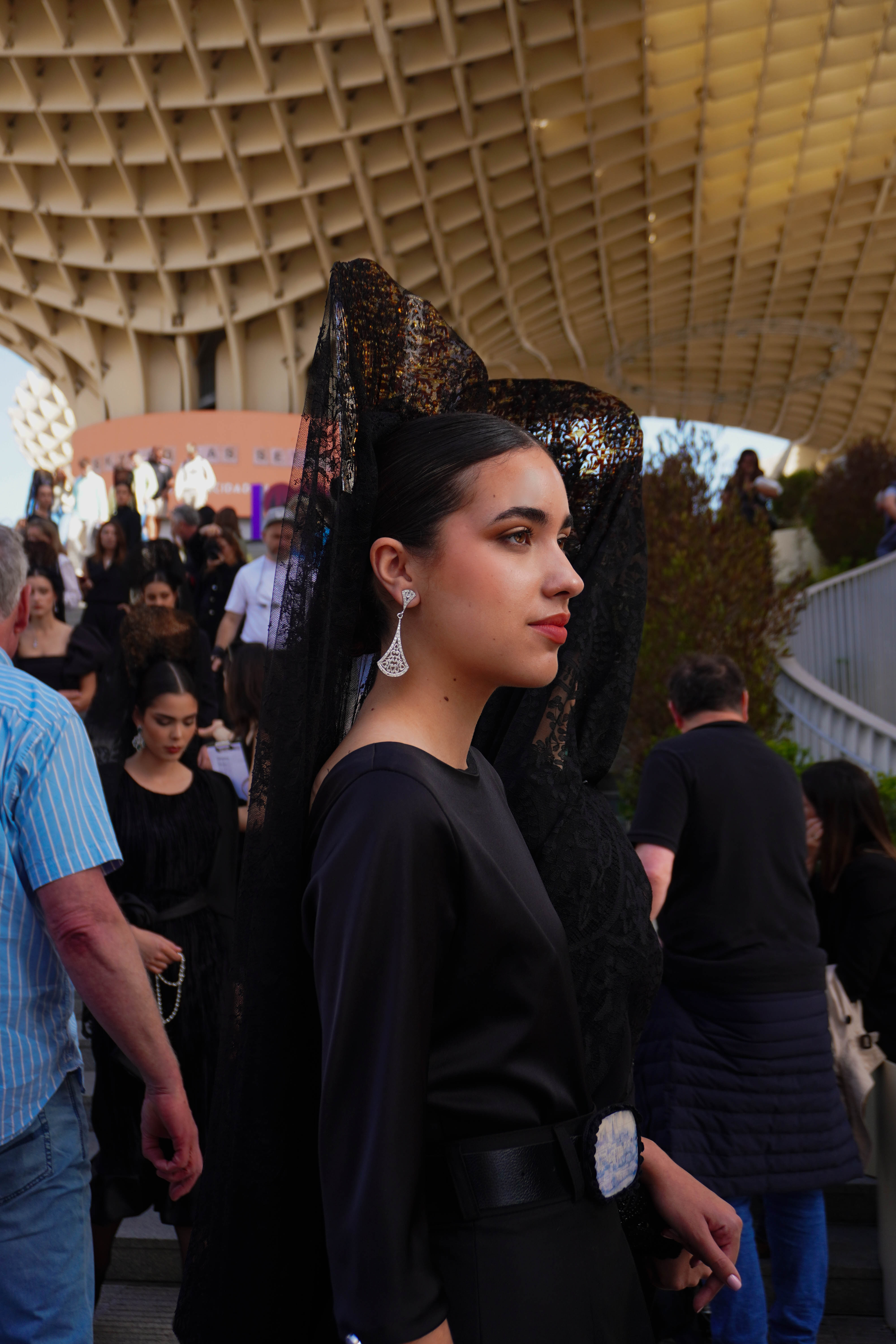 Sí, mantilla 2025